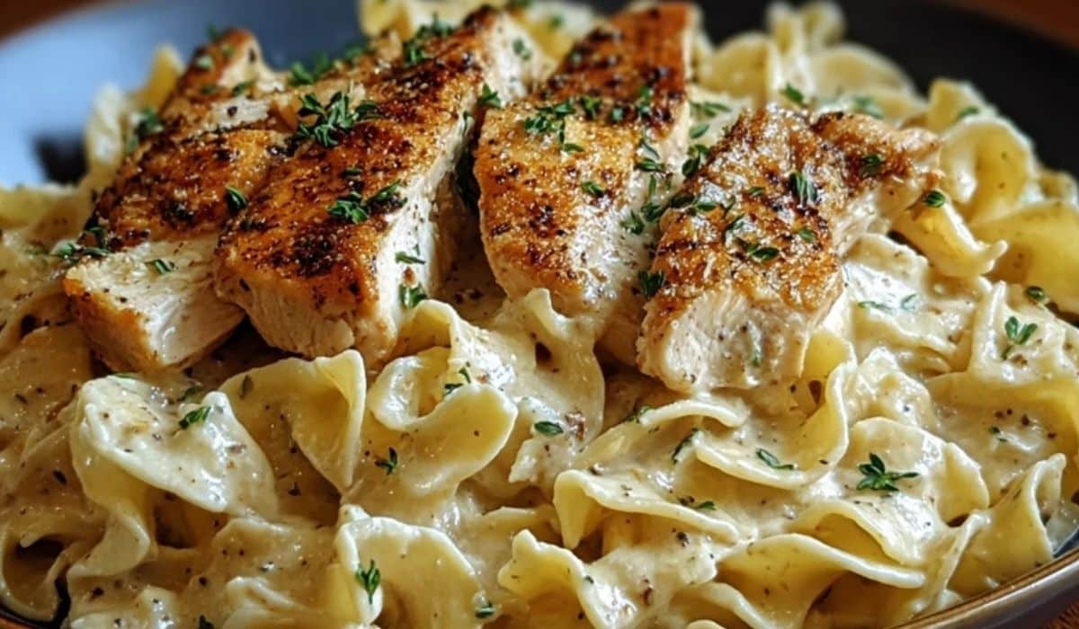 Chicken Buttered Noodles with golden grilled chicken and herbs