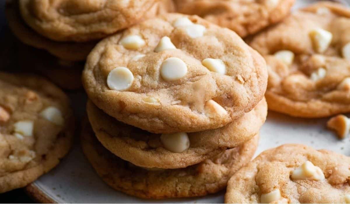 Super-Chunk White Chocolate Macadamia Nut Cookies served on a plate